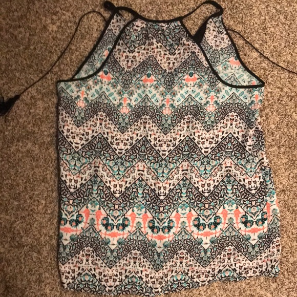 Floral tank top with tassels - Picture 3 of 3